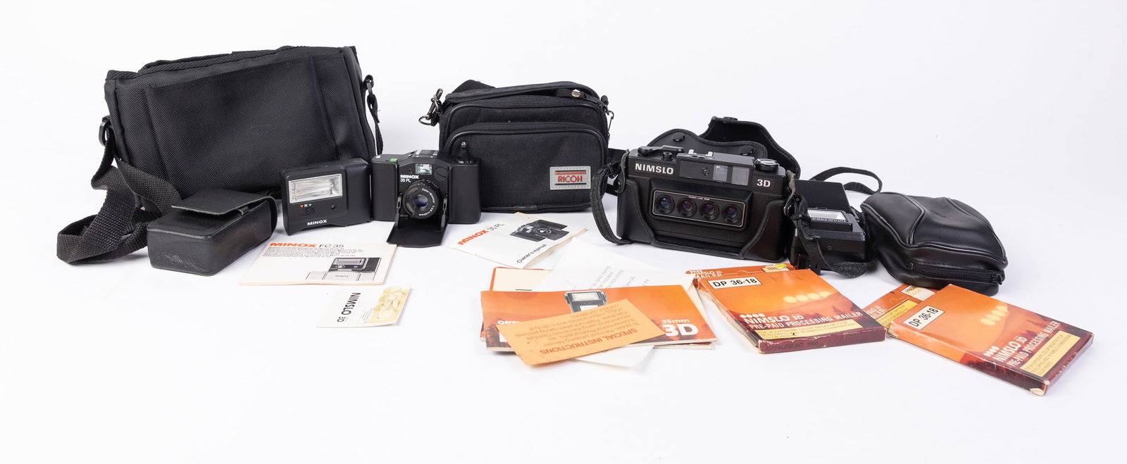 Two Vintage Cameras in Cases (1 of 7)