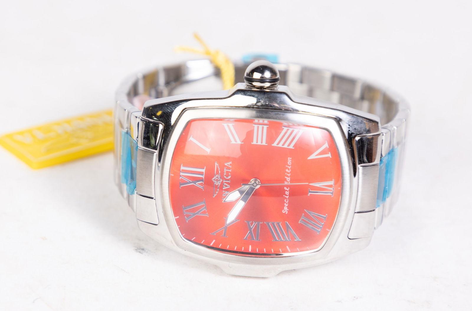 Invicta Lupah Men's Watch: Invicta Lupah Men's Watch, model #18653, stainless steel, Japan Quartz movement, 30m water resistance Size 6" x 6" x 6" Literature Brooks Auction is not responsible for outbids. Questions? Call the