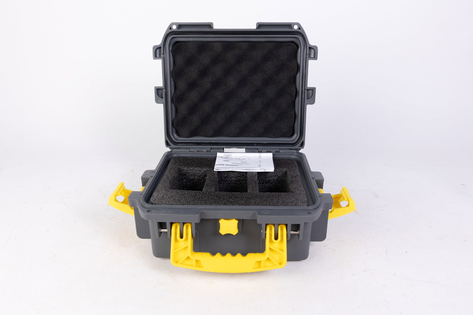 Grey Invicta Watch Case: Grey Invicta Watch Case Size 10" x 12" x 6" Literature Brooks Auction is not responsible for outbids. Questions? Call the office at (856) 694-2960 or email us directly at info@brooks.auction.