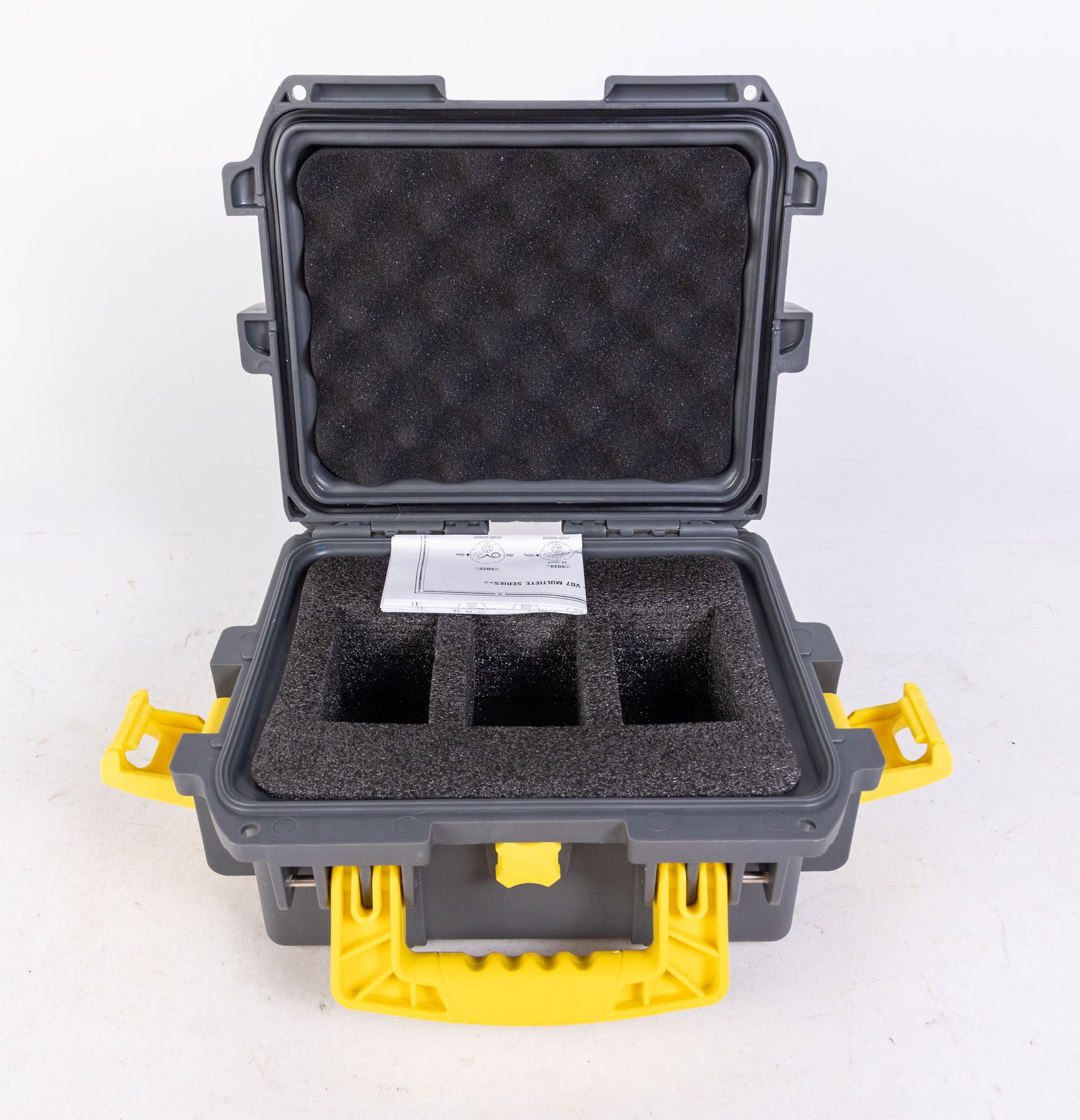 Grey and Yellow Invicta Watch Case: Grey and Yellow Invicta Watch Case, holds three watches Size 10" x 12" x 6" Literature Brooks Auction is not responsible for outbids. Questions? Call the office at (856) 694-2960 or email us directl