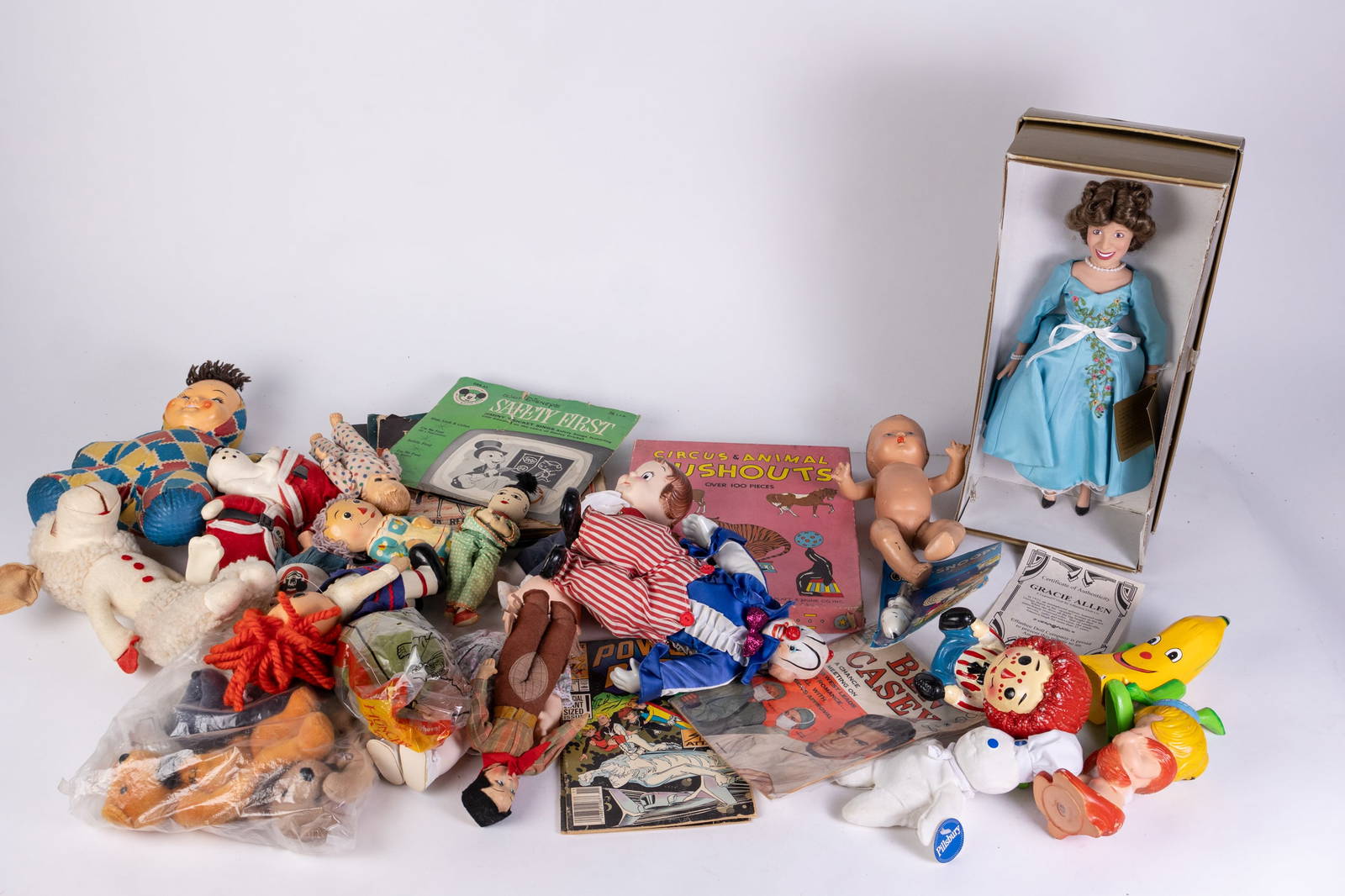 Assorted Vintage Toys Auction