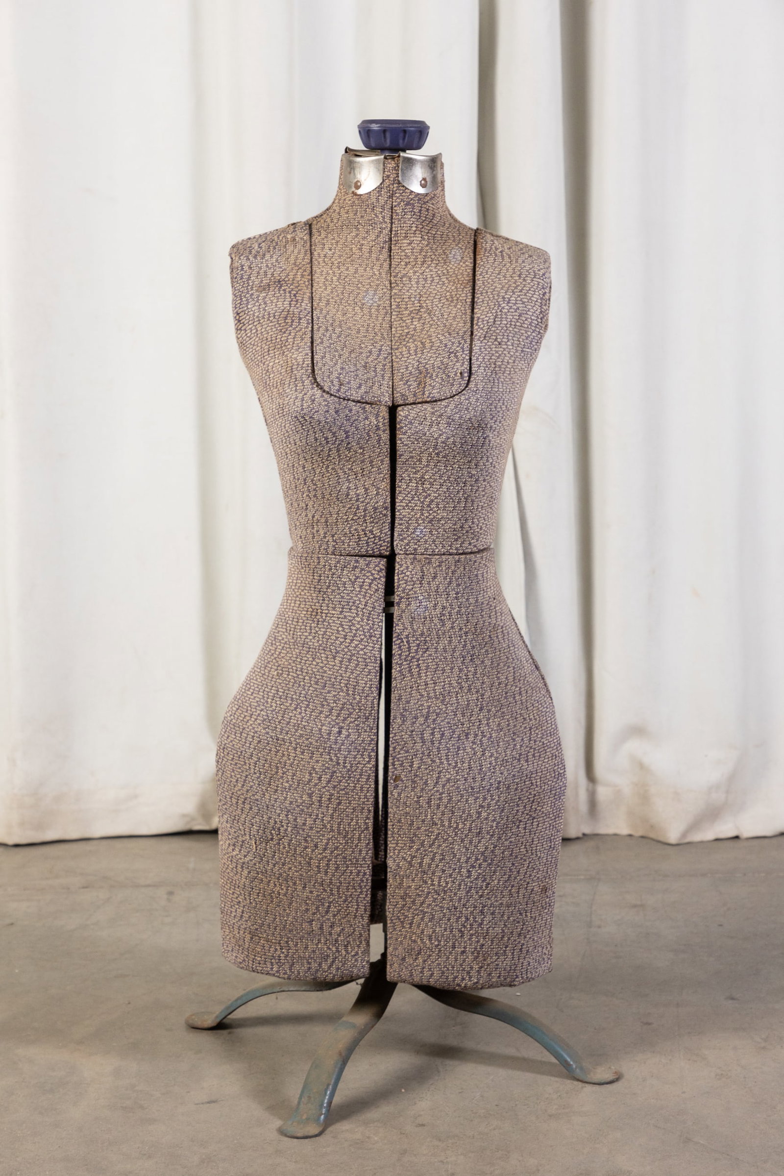 Adjustable Dress Form (1 of 5)