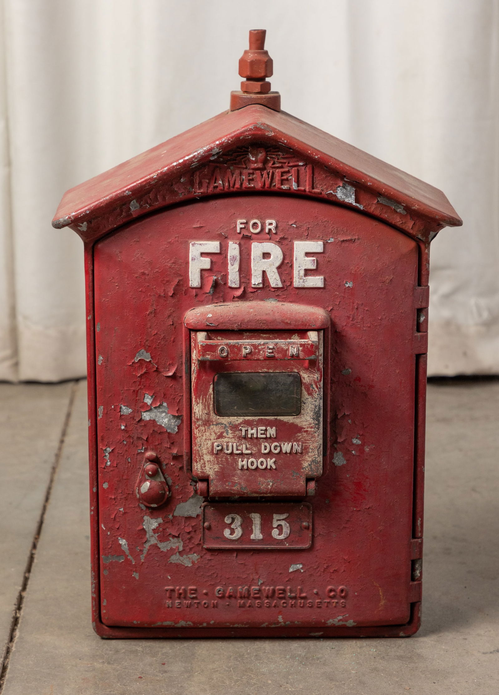 Vintage Gamewell Fire Box (1 of 8)