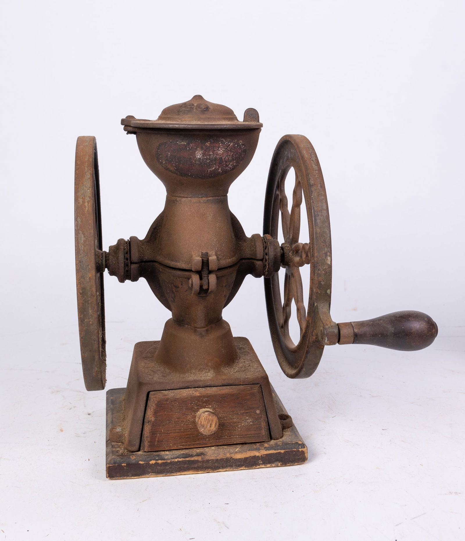 Landers, Frary & Clark Double Wheel Coffee Mill No. 20 (1 of 5)