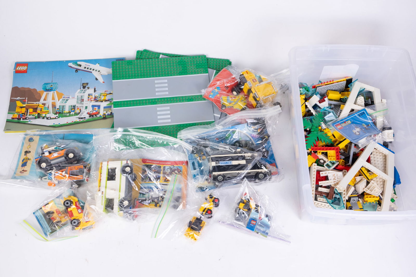 Lego 10159 City Airport (1 of 7)