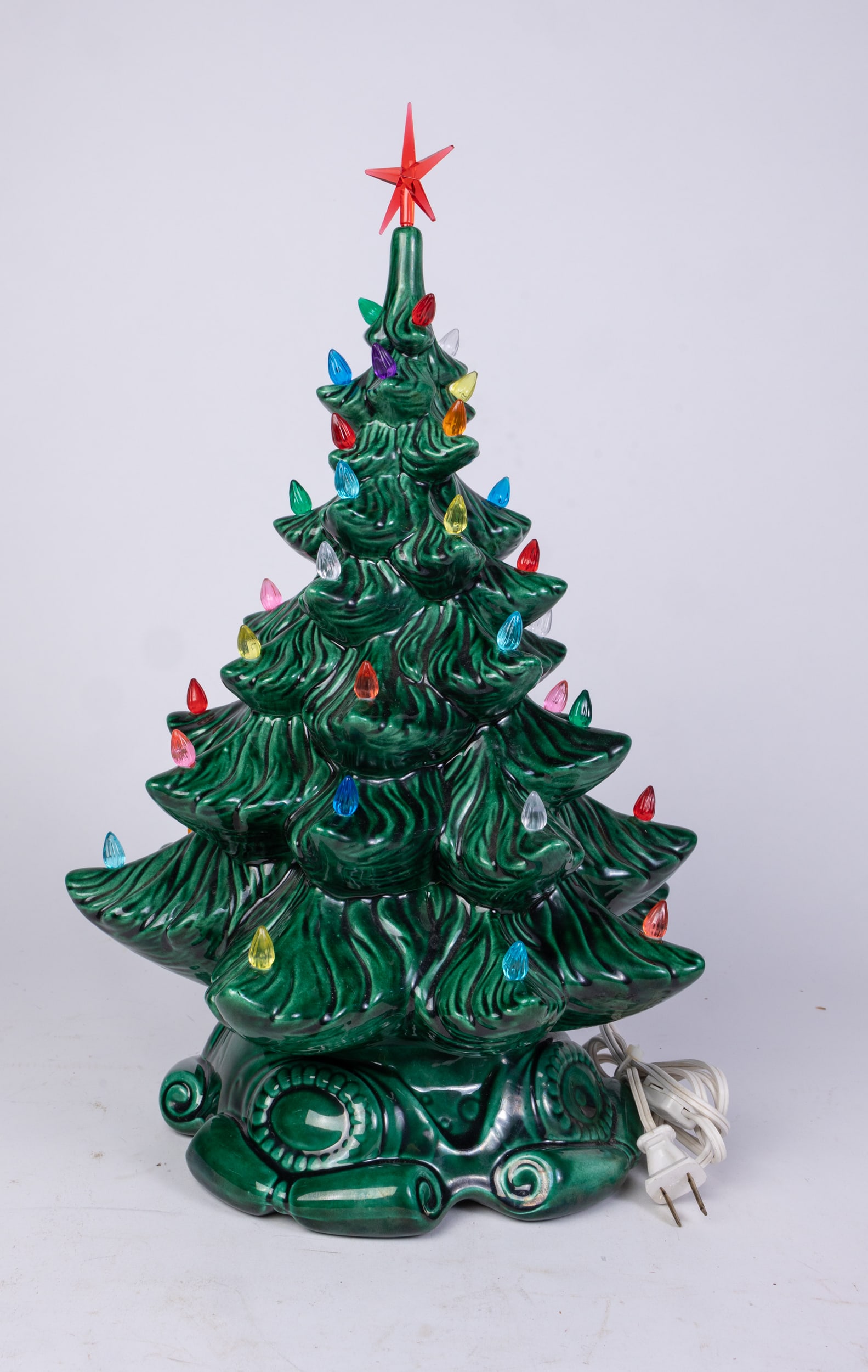 Vintage Lighted Ceramic Christmas Tree (1 of 6)