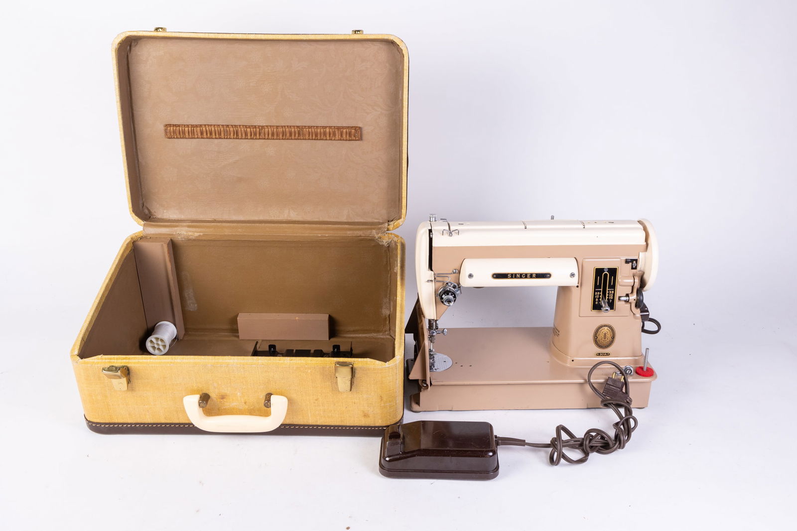 Singer 301a Sewing Machine in Case: Singer 301a Sewing Machine in Case Size 12" x 18" x 10" Literature Brooks Auction is not responsible for outbids. Questions? Call the office at (856) 694-2960 or email us directly at info@brooks.auc