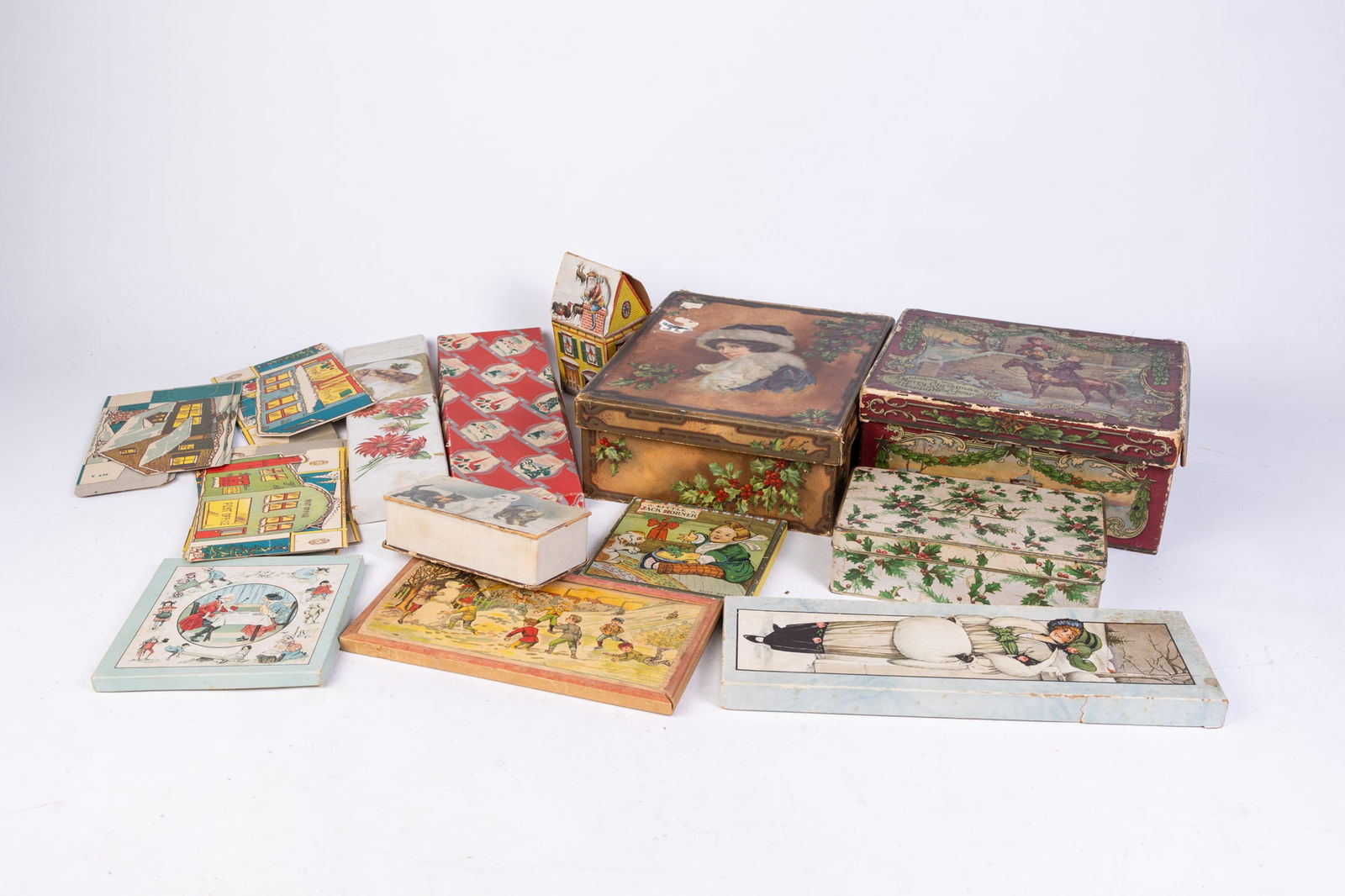 Vintage Christmas Decorative Boxes: Vintage Christmas Decorative Boxes Size 7" x 12" x 12" Literature Brooks Auction is not responsible for outbids. Questions? Call the office at (856) 694-2960 or email us directly at info@brooks.auct