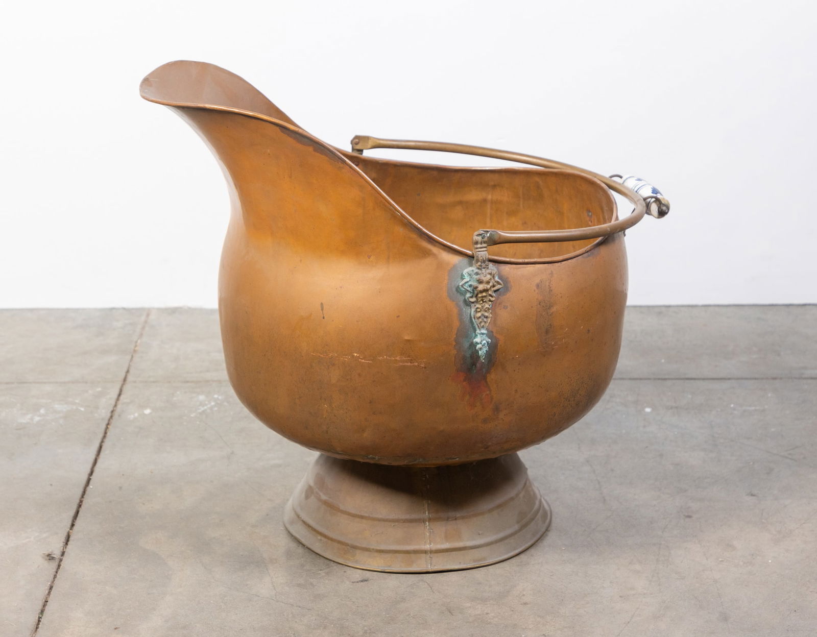 Extra Large Copper Coal Scuttle (1 of 6)
