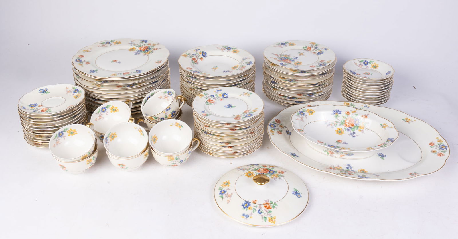 Theodore Haviland Normandie's Garden Dish Set (1 of 8)