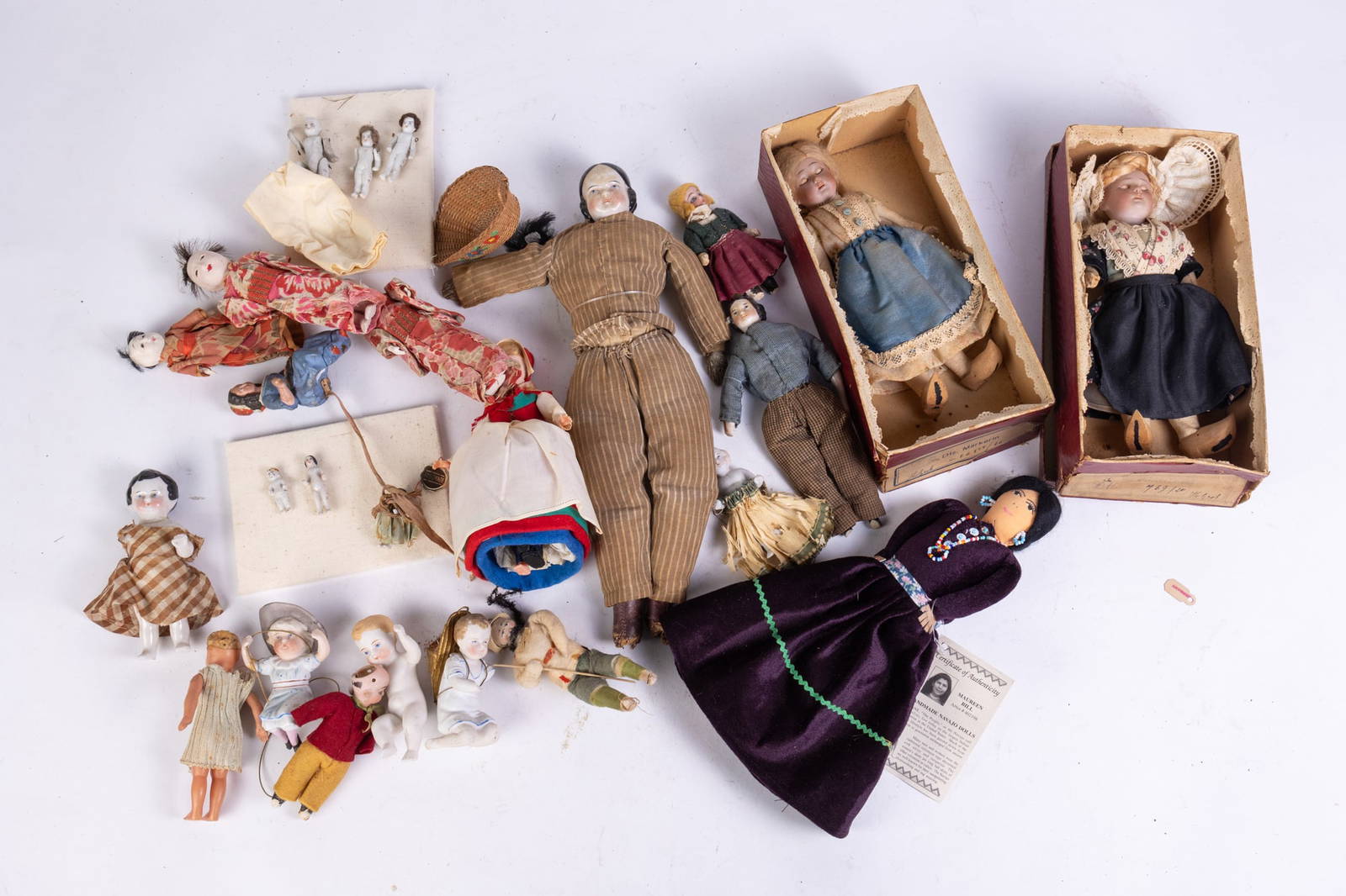 Assorted Vintage And Antique Dolls Auction