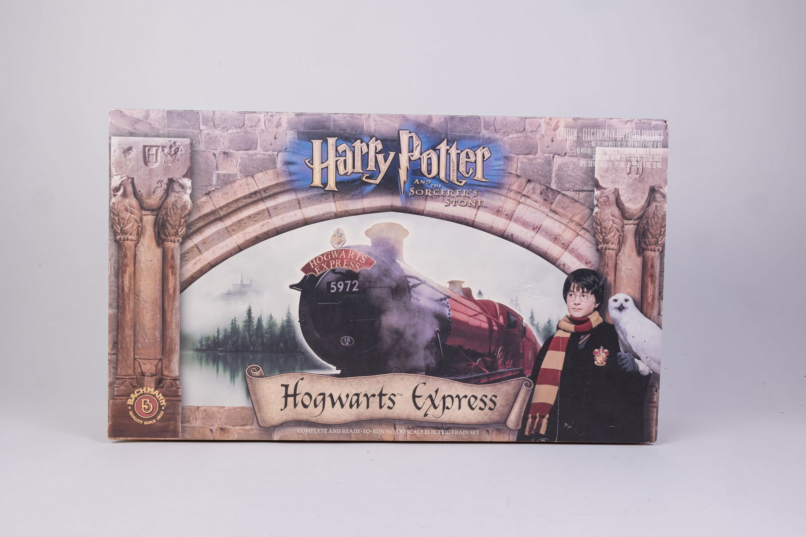 Bachmann Harry Potter Hogwarts Express HO Train Set (1 of 4)