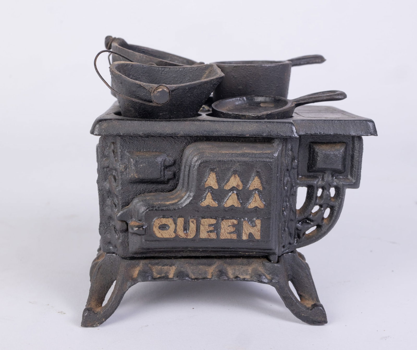 Queen Antique Miniature Iron Stove: Queen Antique Miniature Iron Stove Siz...