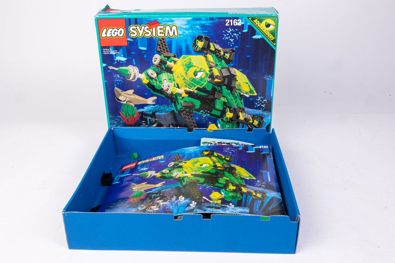 Lego 2162 Aquazone Aquaraiders Hydro Reef Wreckers: Lego 2162 Aquazone Aquaraiders Hydro Reef Wreckers Size 7" x 12" x 12" (box size) Literature Brooks Auction is not responsible for outbids. Questions? Call the office at (856) 694-2960 or email us d