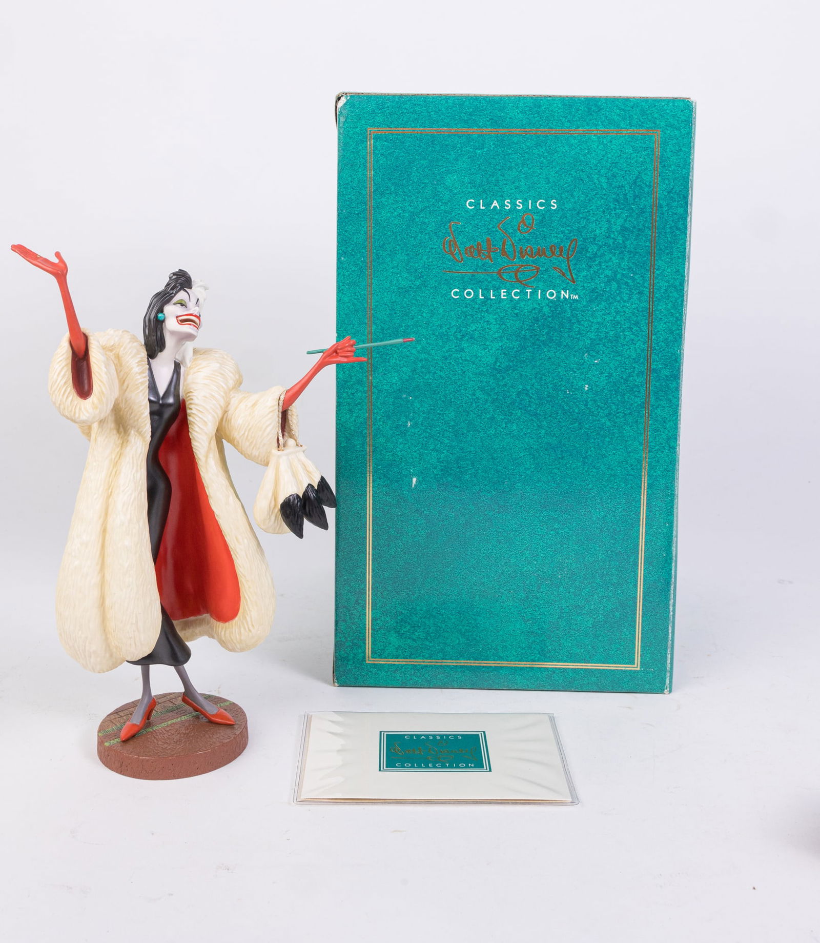 Disney Classics Collection Cruella De Vil 1995 Members-Only Sculpture in Box (1 of 6)