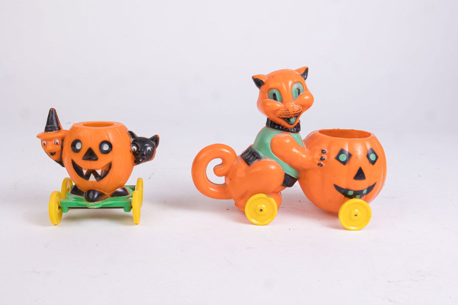 Rosbo Halloween Hard Plastic Vintage Toys (1 of 5)