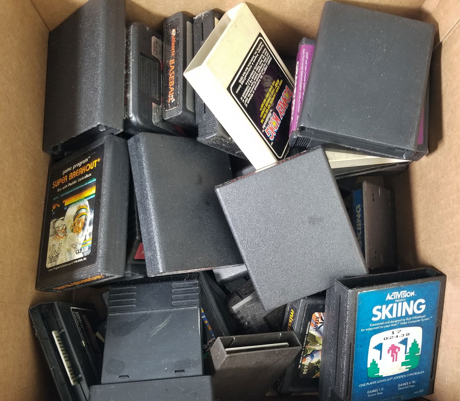 Lot of Vintage Video Game Cartridges (1 of 2)