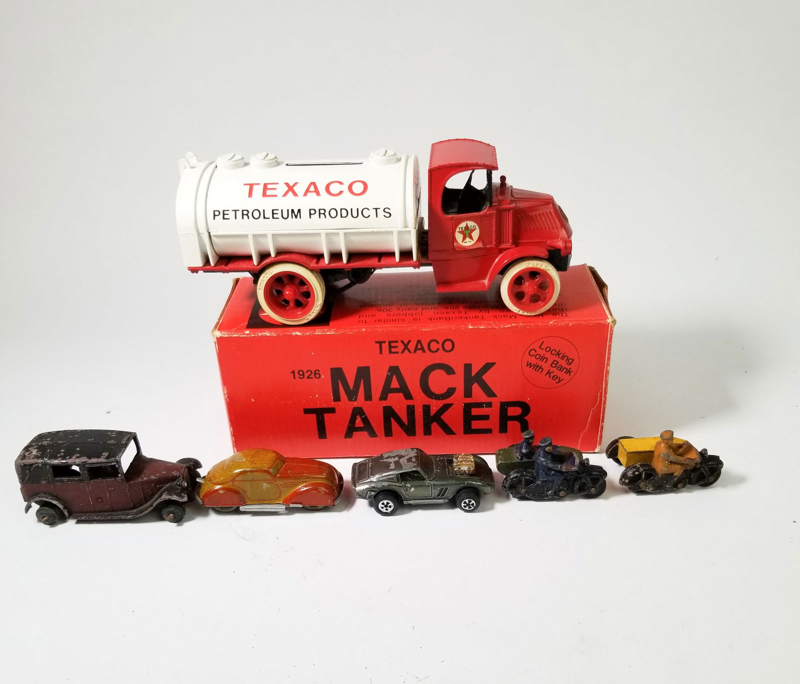 Lot of Vintage Toy Car Figurines (1 of 3)