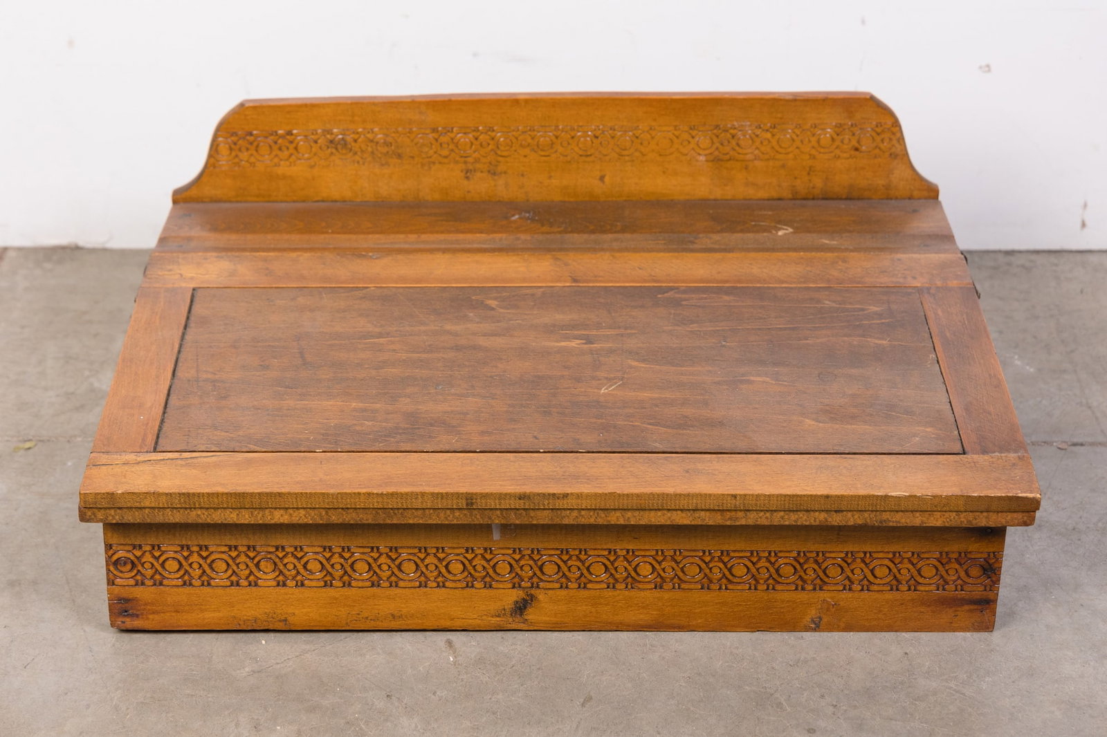 Antique Victorian Portable Writing Desk: Antique Victorian Portable Writing Desk: features slant front design with convertible slate chalkboard, carved wooden design Size 10" x 24" x 17" Literature Brooks Auction is not responsible for outb
