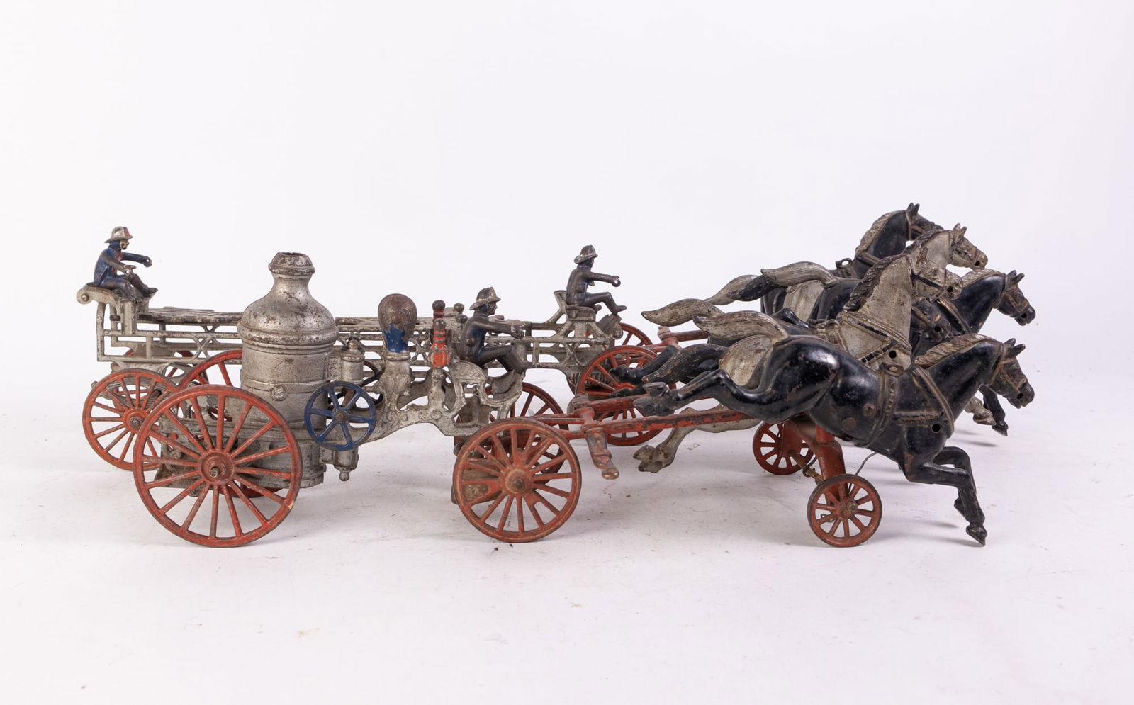 Cast Iron Horse Drawn Fire Engine Toy Figurine (1 of 4)