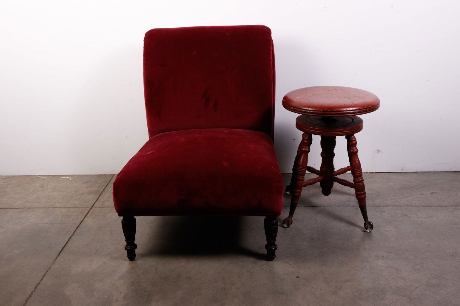 Two Vintage and Antique Pieces of Furniture (1 of 3)