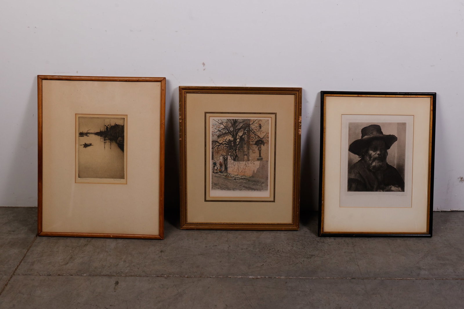 Three Pieces of Wall Decor (1 of 3)