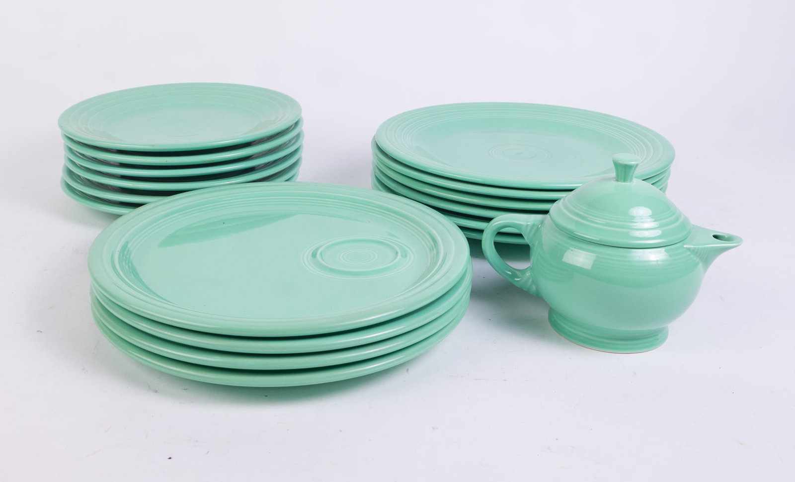 Lot of Fiesta Ceramic Dishware (1 of 6)