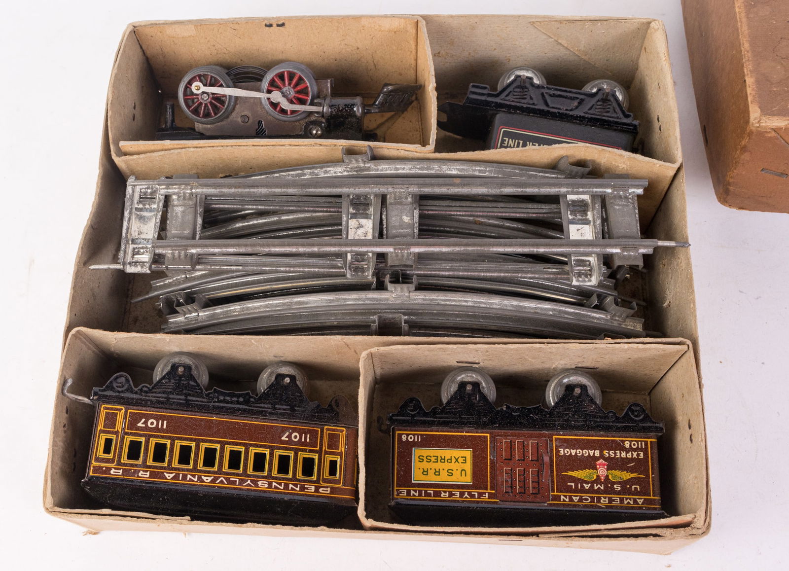 American Flyer 1920's Wind Up Locomotive Set in Box (1 of 10)