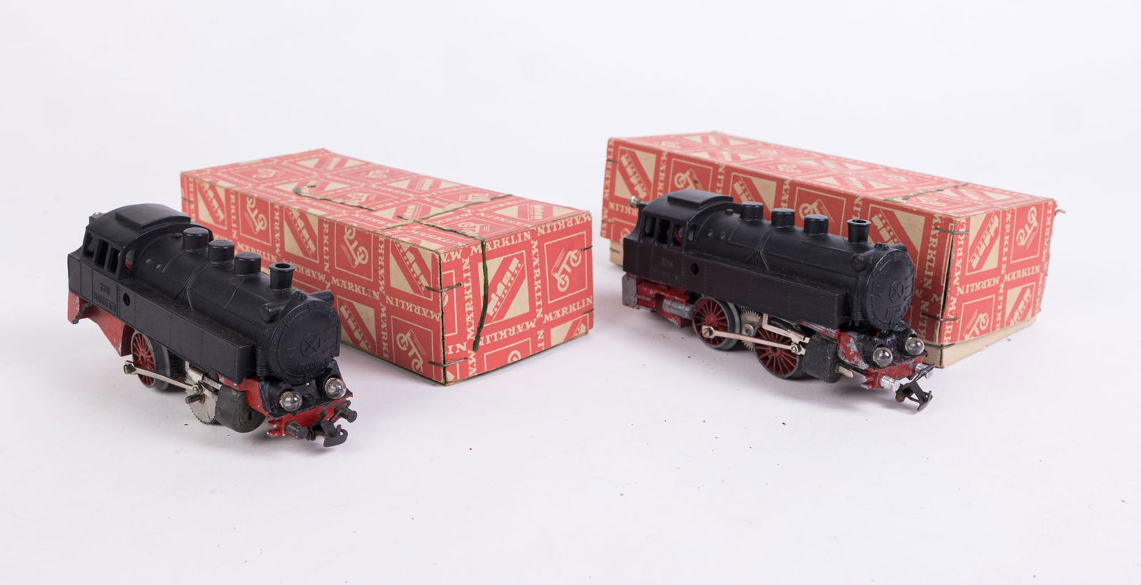 Marklin T 800 E Tender Engine & Switcher Steam Locomotive in Original Boxes (1 of 15)