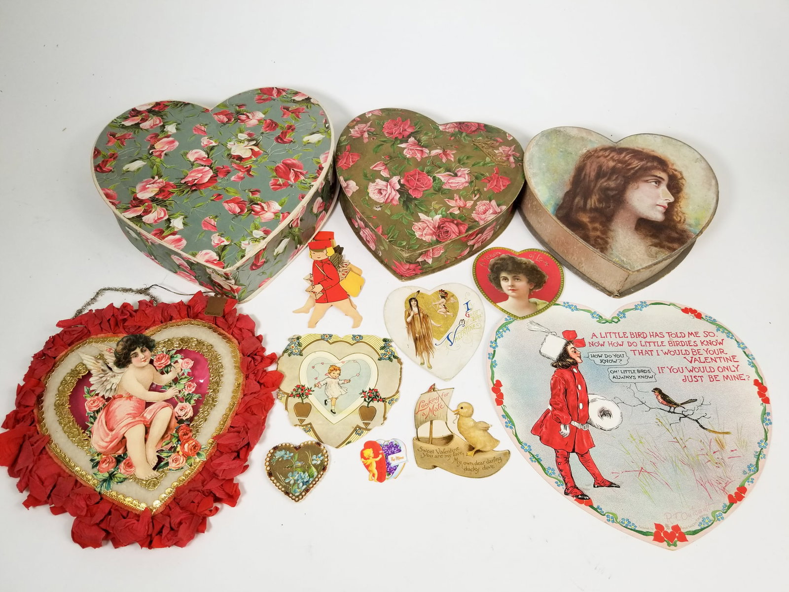 Antique Valentines Day Boxes & Ephemera: Antique Valentines Day Boxes & Ephemera Size 7" x 12" x 12" Literature Brooks Auction is not responsible for outbids. Questions? Call the office at (856) 694-2960 or email us directly at info@brooks