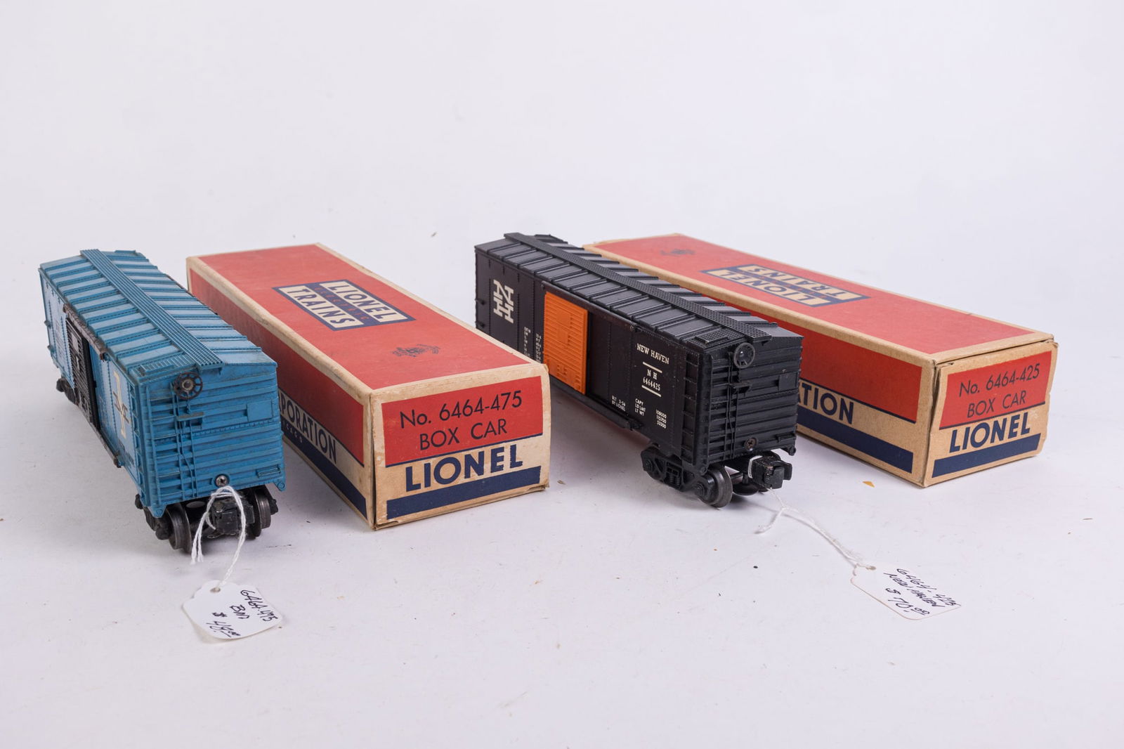 Lionel O Gauge Train Cars in Original Boxes (1 of 6)