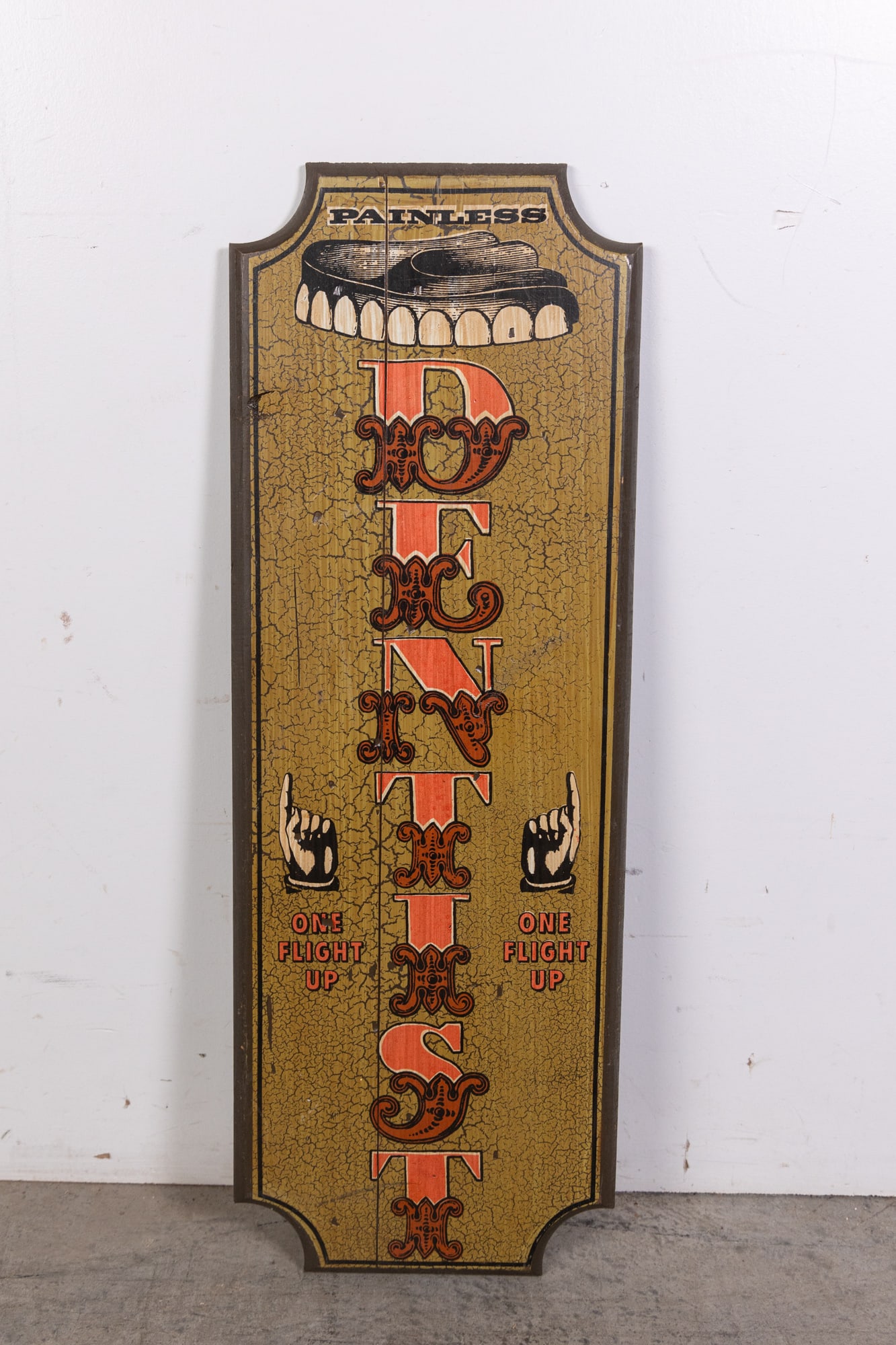 Vintage Hand Painted Dentist Wall Sign: Vintage Hand Painted Dentist Wall Sign Size 33" x 11" Literature Brooks Auction is not responsible for outbids. Questions? Call the office at (856) 694-2960 or email us directly at info@brooks.aucti