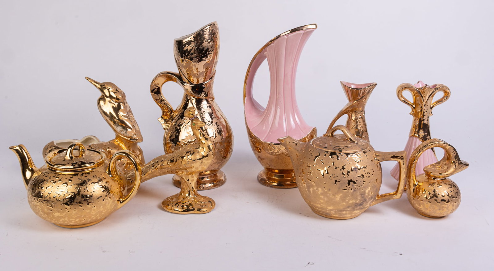 Weeping Gold Vintage Decorative Porcelain: Weeping Gold Vintage Decorative Porcelain Size 7" x 12" x 12" (box size) Literature Brooks Auction is not responsible for outbids. Questions? Call the office at (856) 694-2960 or email us directly a