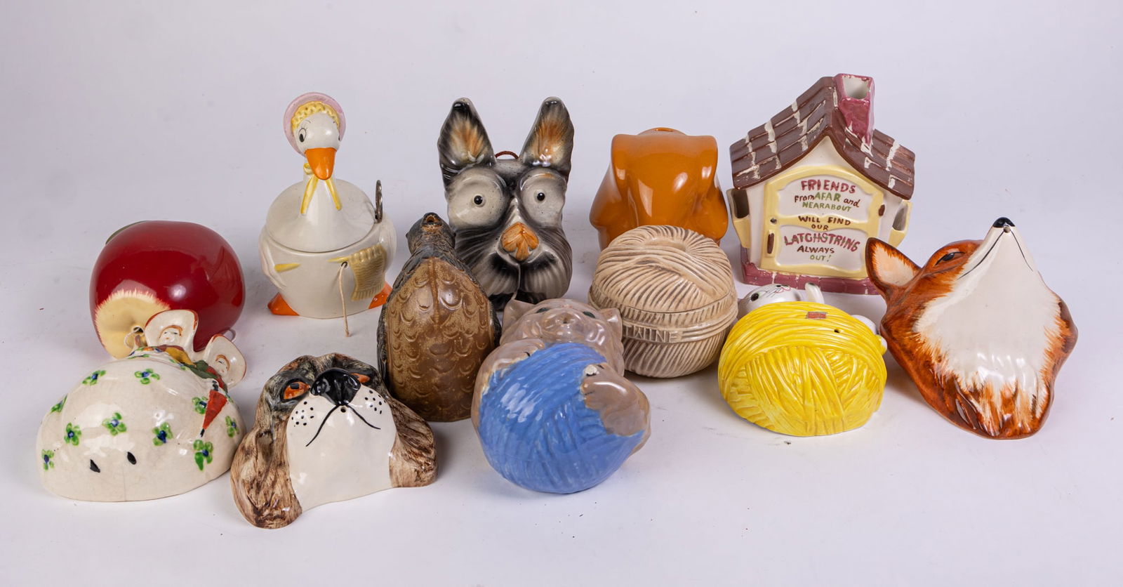 Vintage Wall Mounted Novelty String Holders (1 of 9)