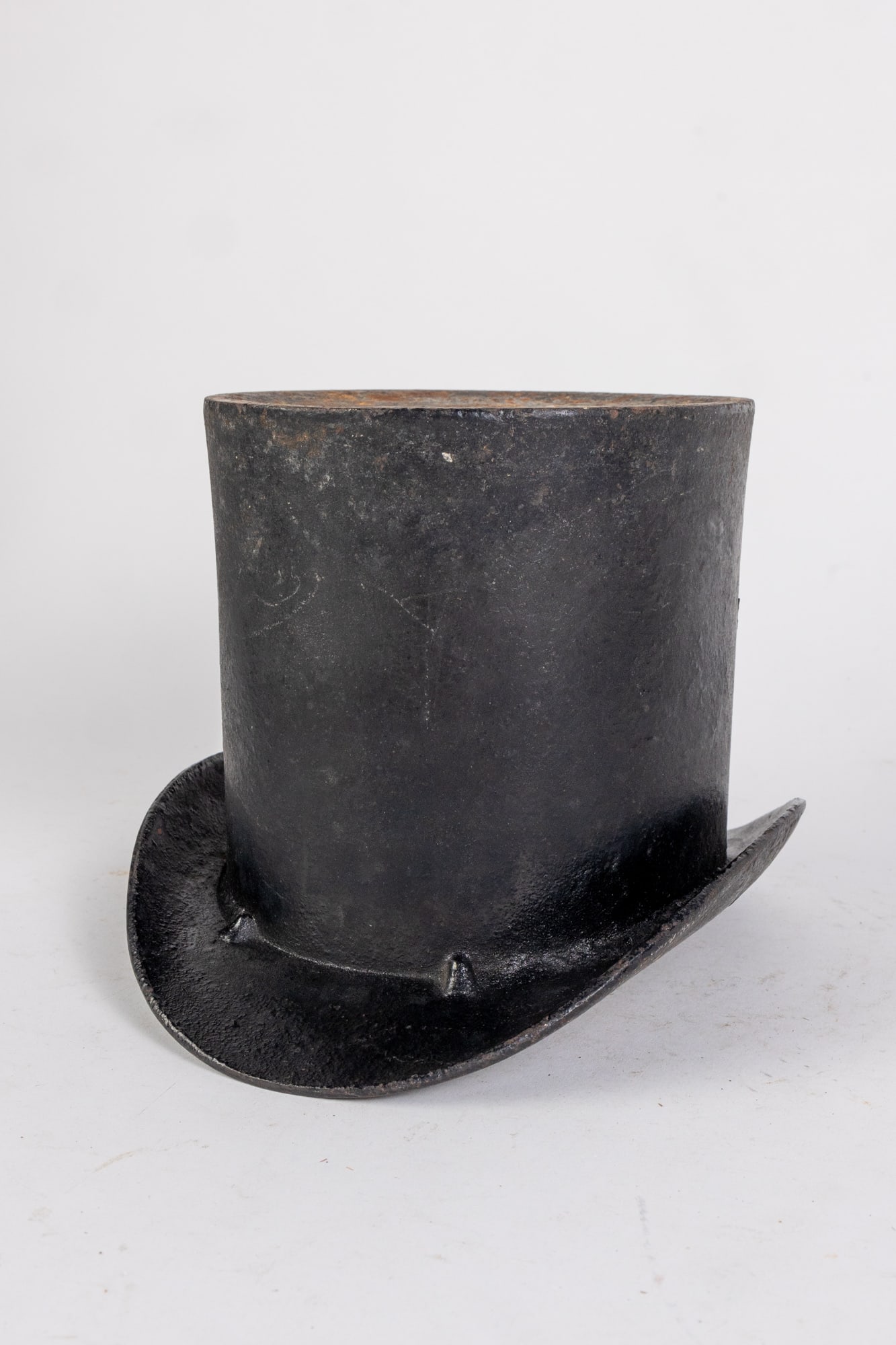19th Century Cast Iron Top Hat Spittoon (1 of 8)