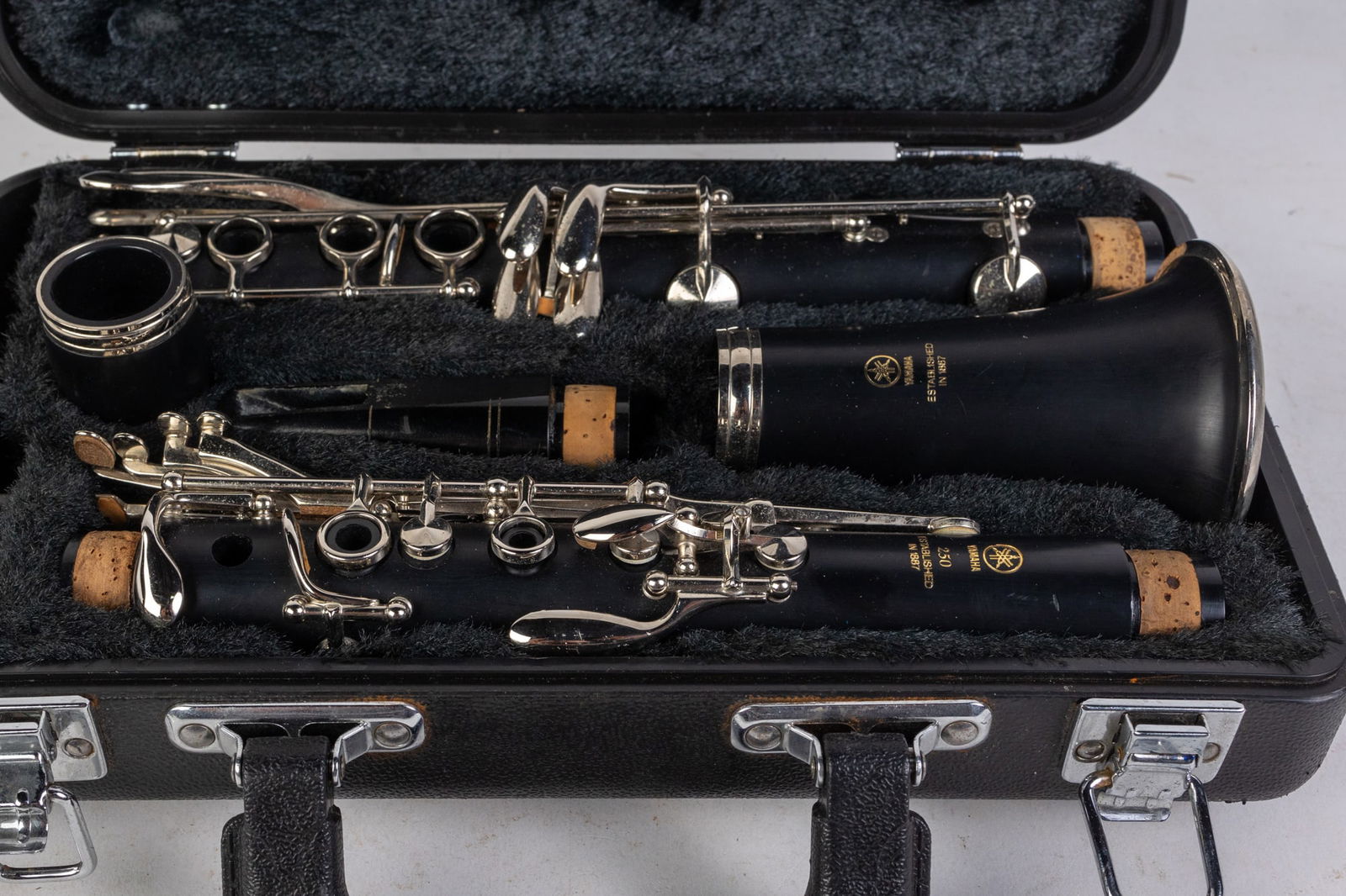Yamaha Clarinet in Case (1 of 4)
