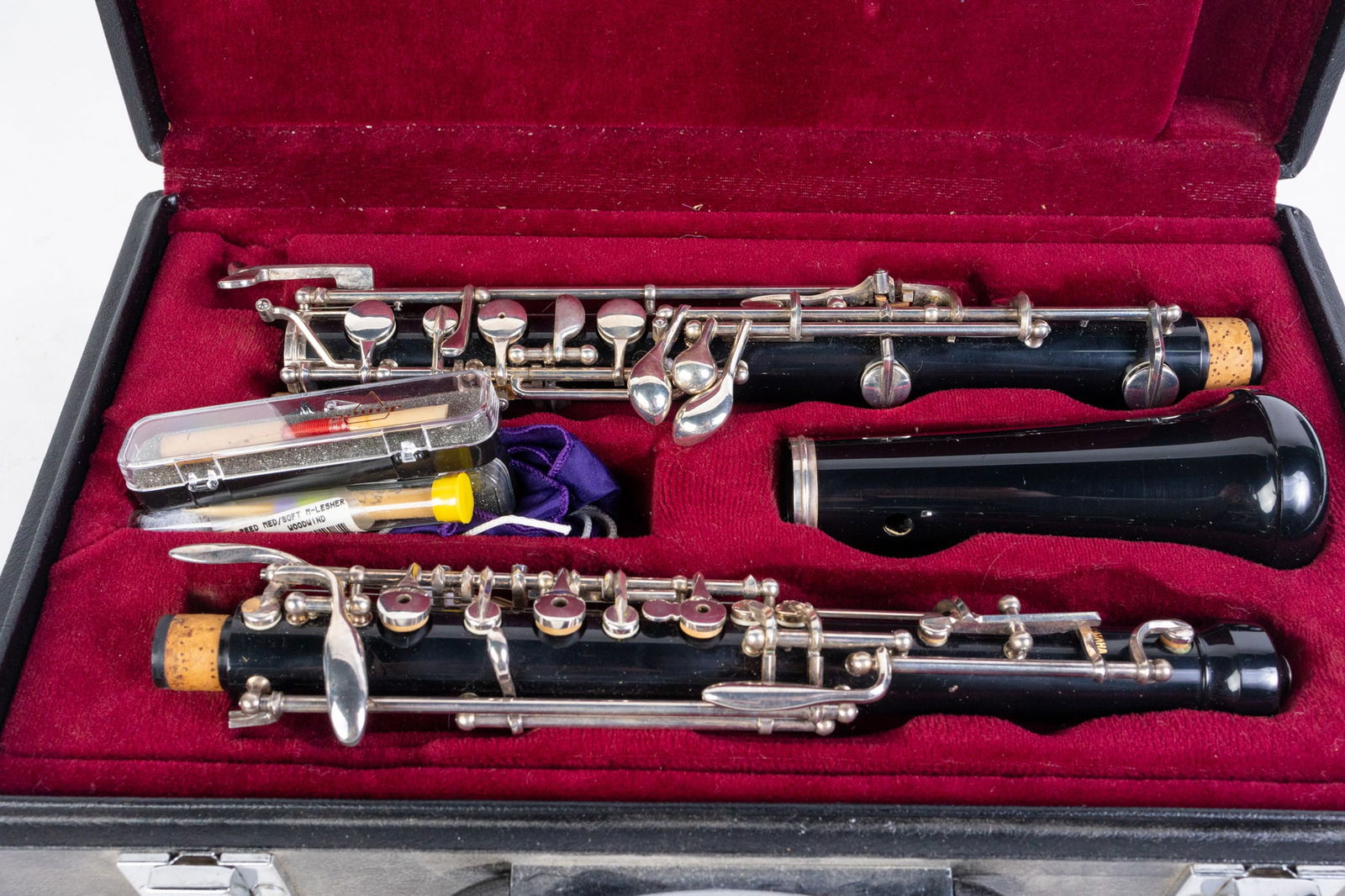 Yamaha Oboe in Case (1 of 3)
