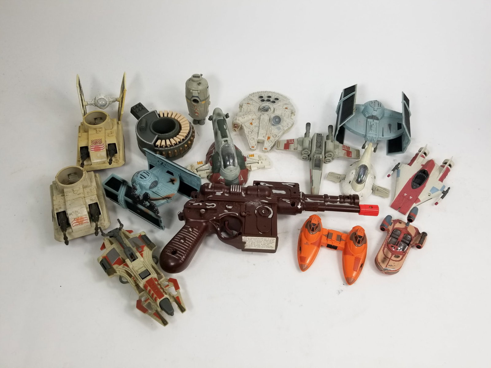 Vintage Star Wars Action Figures (1 of 8)