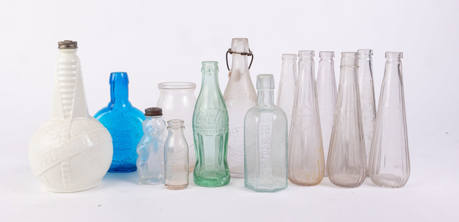 Assorted Vintage and Antique Glass Bottles (1 of 6)