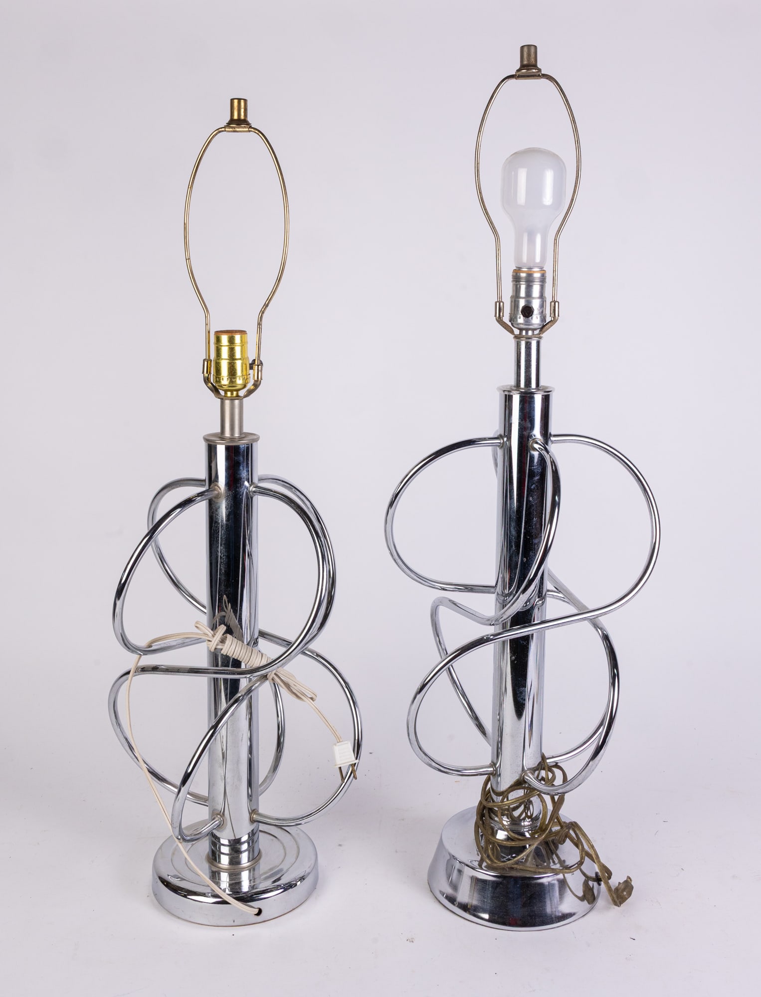 Pair of Mid Century Chrome Table Lamps (1 of 6)