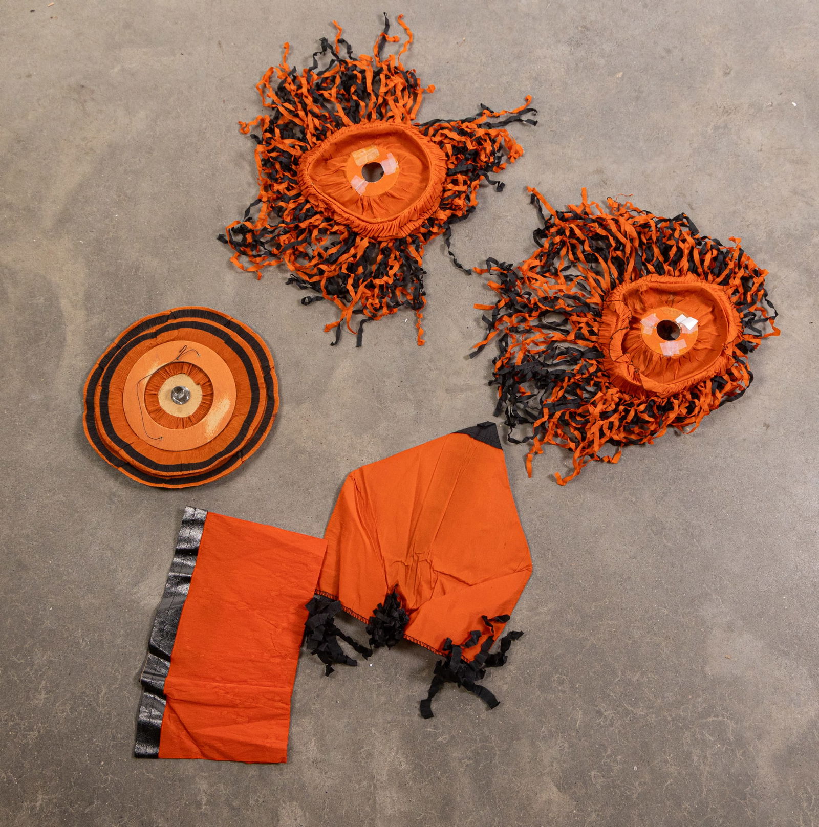 Vintage Crepe Paper Halloween Decorations: Vintage Crepe Paper Halloween Decorations Size 7" x 12" x 12" Literature Brooks Auction is not responsible for outbids. Questions? Call the office at (856) 694-2960 or email us directly at info@broo