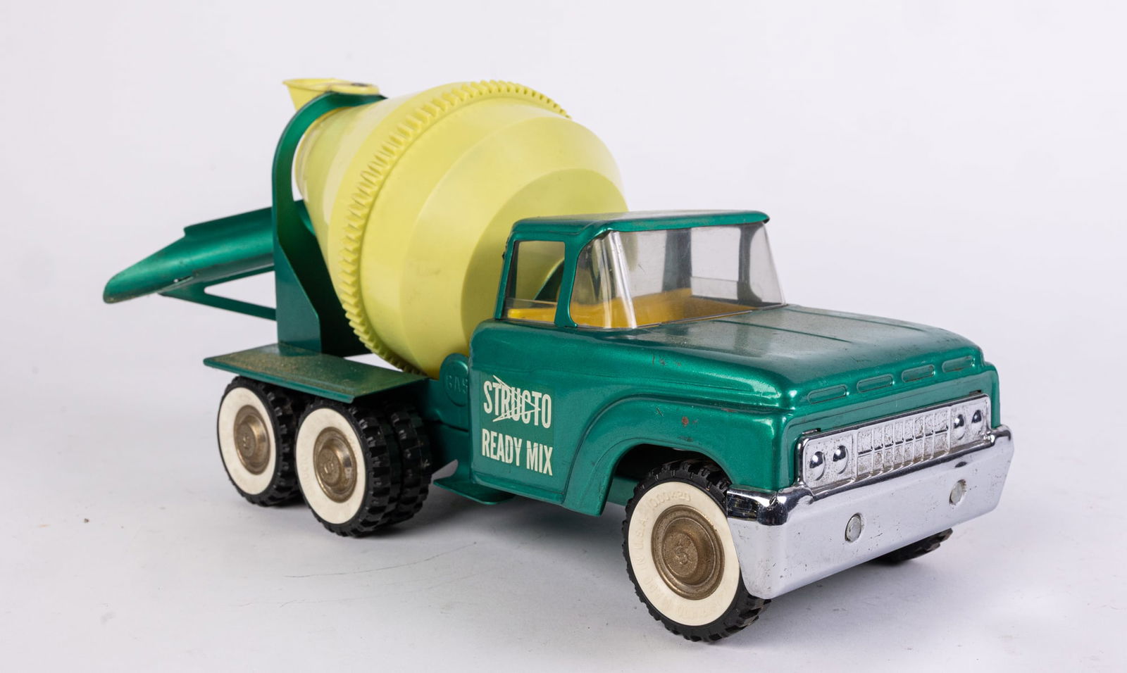 Structo Ready Mix Pressed Steel Toy Concrete Mixer (1 of 6)
