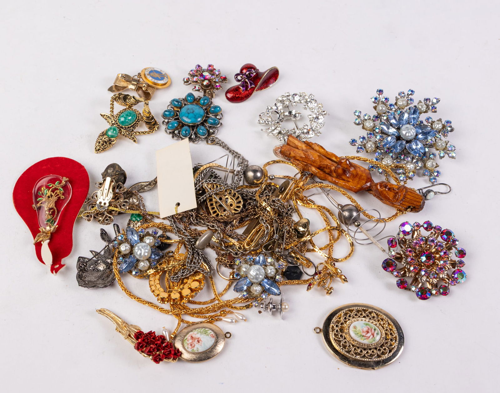 Vintage Costume Jewelry: Vintage Costume Jewelry, brands including: Lisner, Monet, Trifari, and more Literature Brooks Auction is not responsible for outbids. Questions? Call the office at (856) 694-2960 or email us directly