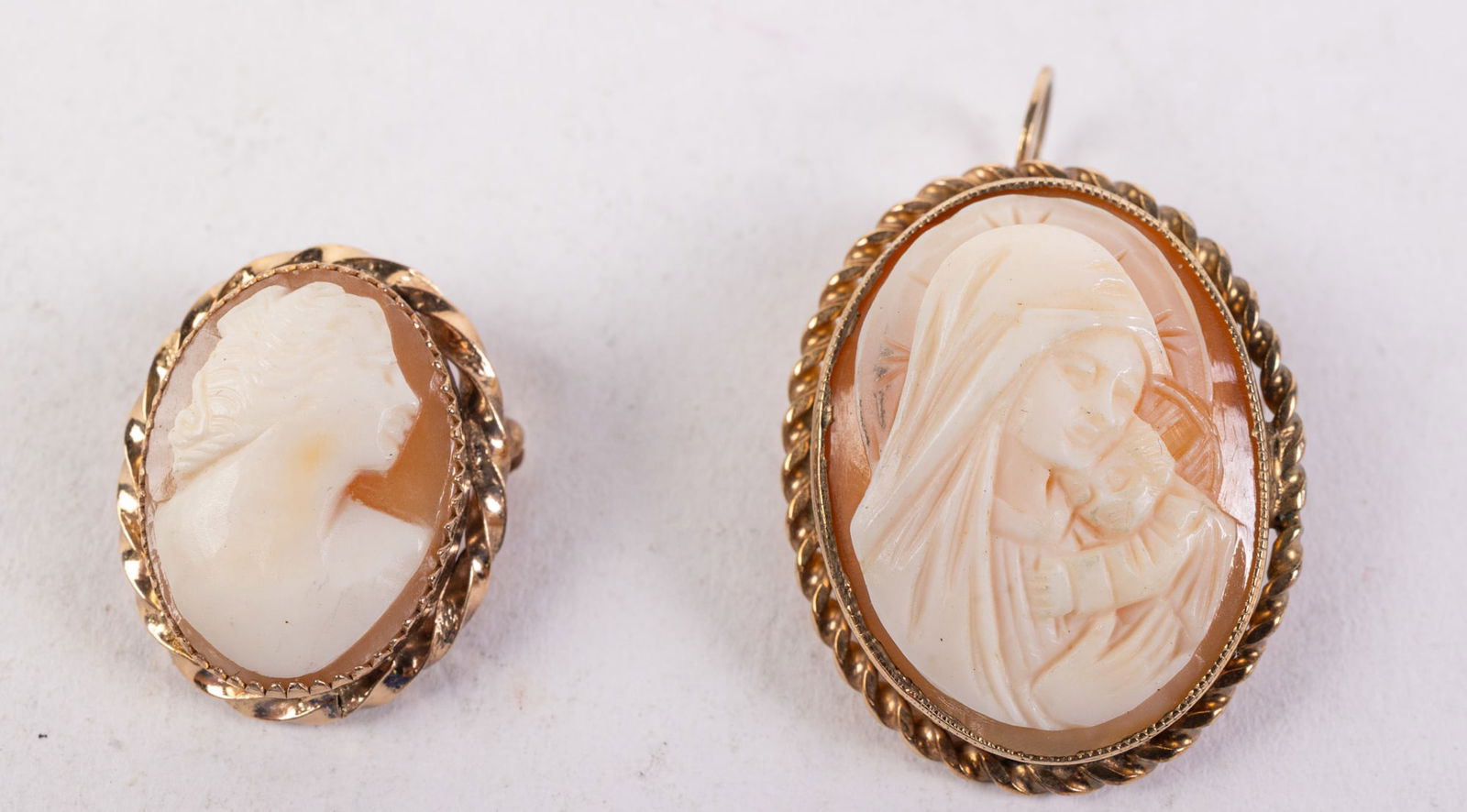 Two Vintage Cameos (1 of 2)