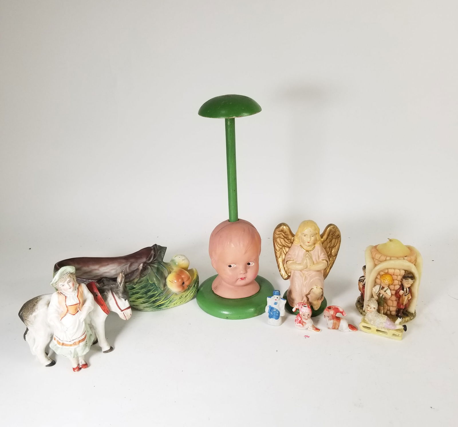 Antique German Assortment ft Art Deco "Doll Head" Hat Stand (1 of 3)