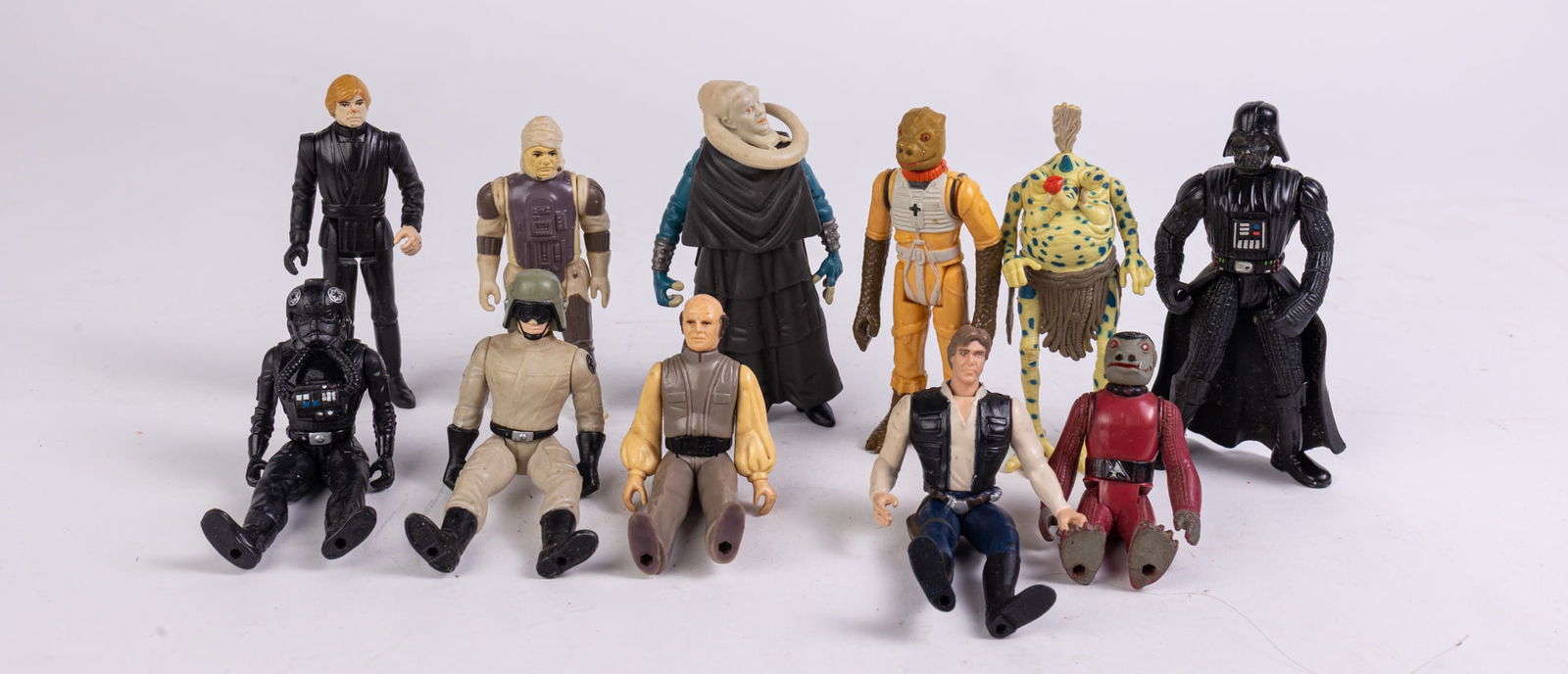 Lot of Vintage 1980s/1990s Star Wars Action Figures (1 of 7)