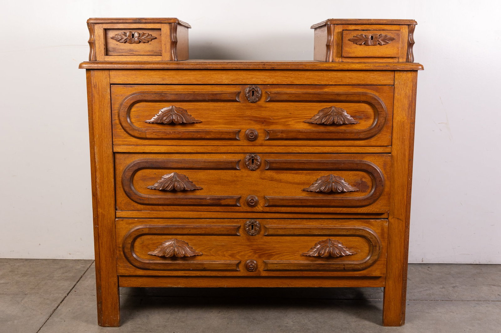 Antique Victorian Oak Dresser (1 of 8)