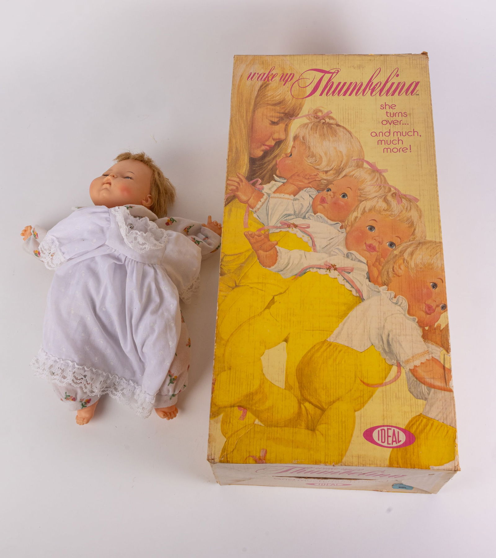 Vintage 1960's Ideal Thumbelina w/ Wake Up Thumbelina Box: Vintage 1960's Ideal Thumbelina w/ Wake Up Thumbelina Box Size 7" x 12" x 12" Literature Brooks Auction is not responsible for outbids. Questions? Call the office at (856) 694-2960 or email us direc