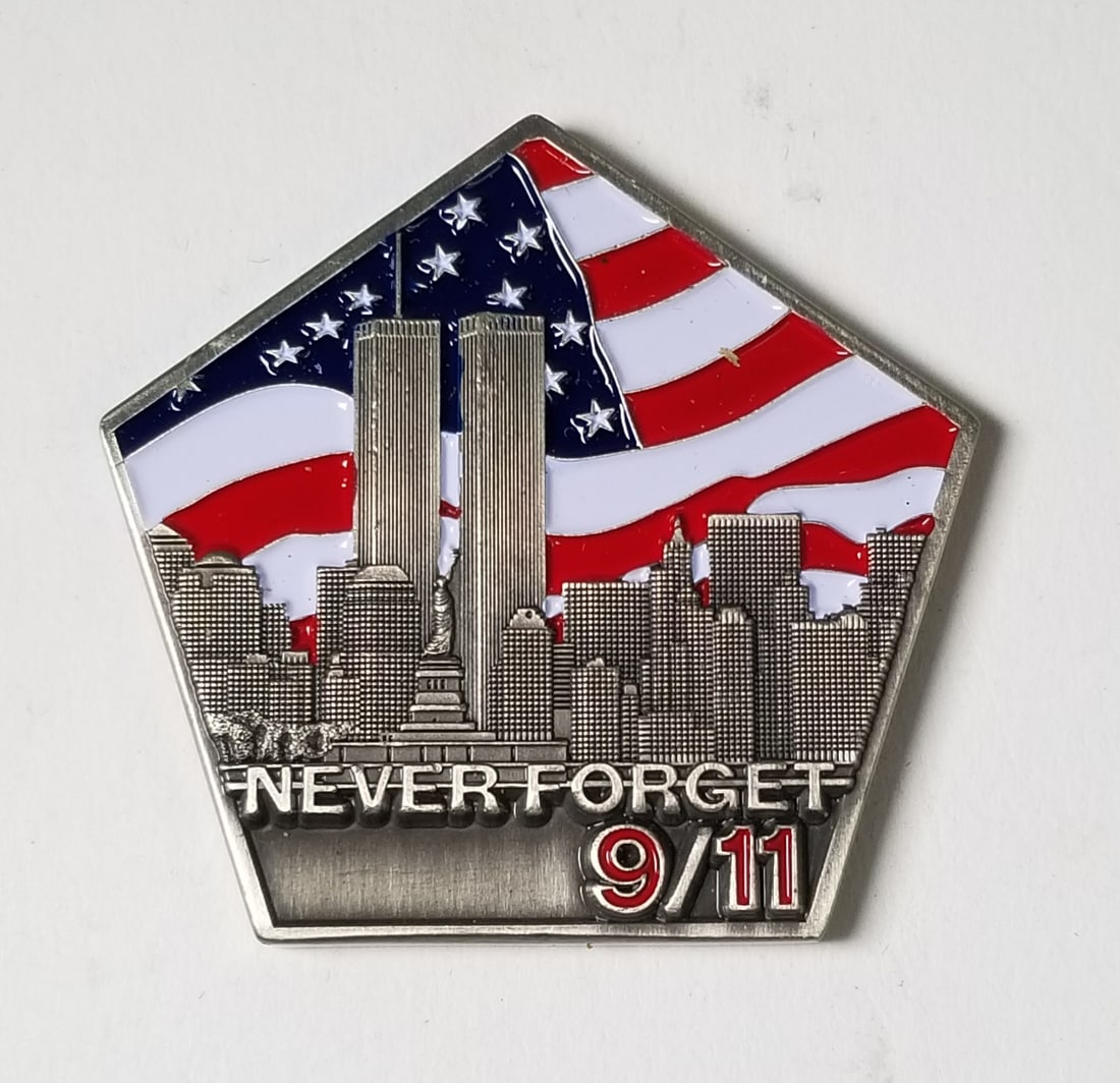 Never Forget 9/11 Pentagon Challenge Coin (1 of 2)