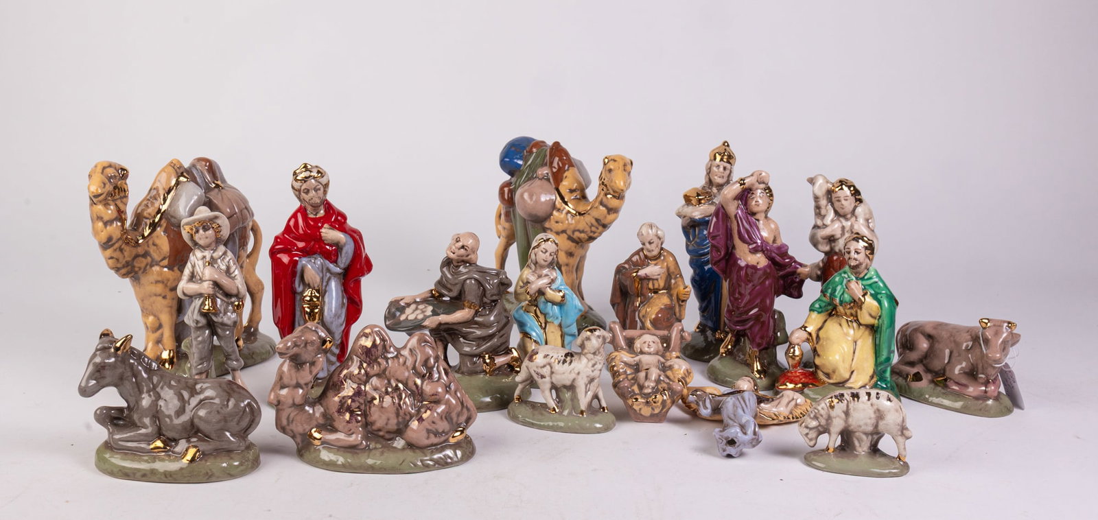 Vintage Atlantic Mold Nativity Scene (1 of 10)